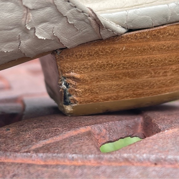 💋MATISSE Clover Taupe Leather Croc Skin Slip On Stacked Wood Heel Mules - Picture 16 of 16